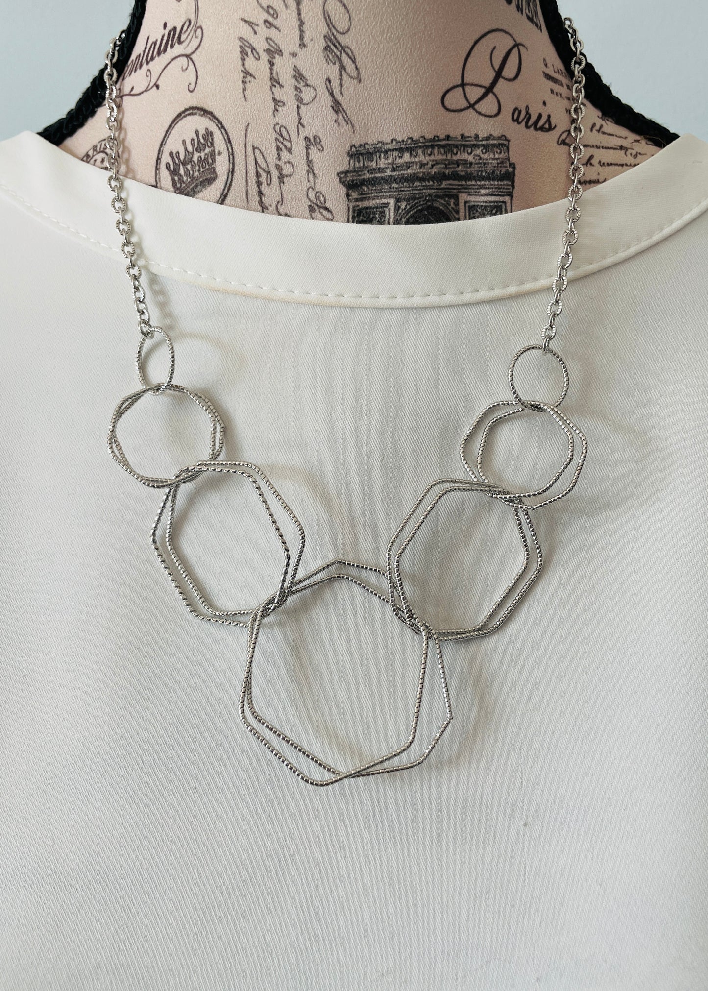 The Nita Necklace & Earrings Set